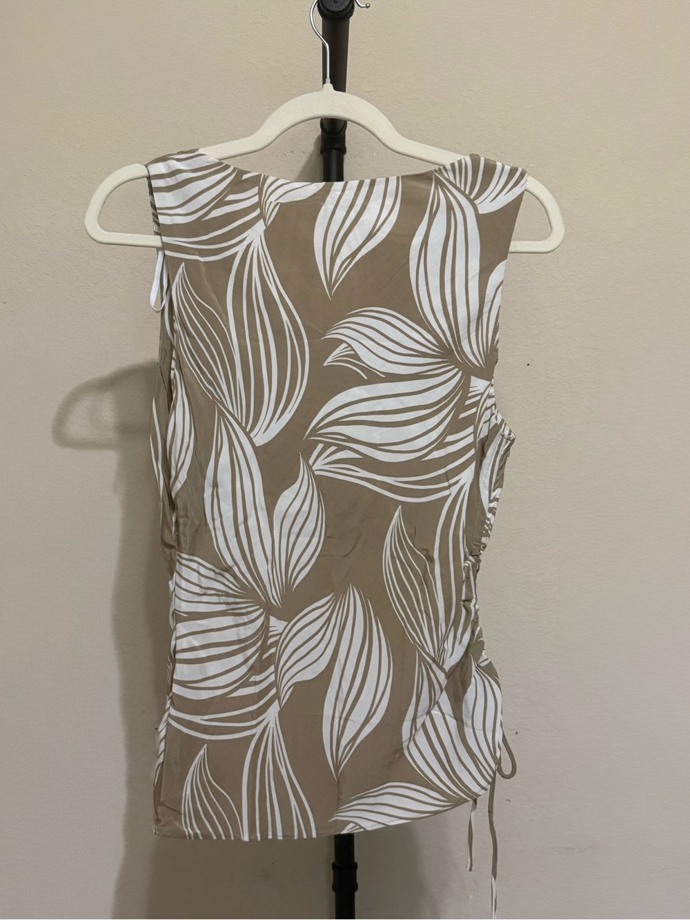 NWT MON RENN AMOUR TOP AMOUR FLORAL - Picture 6 of 7